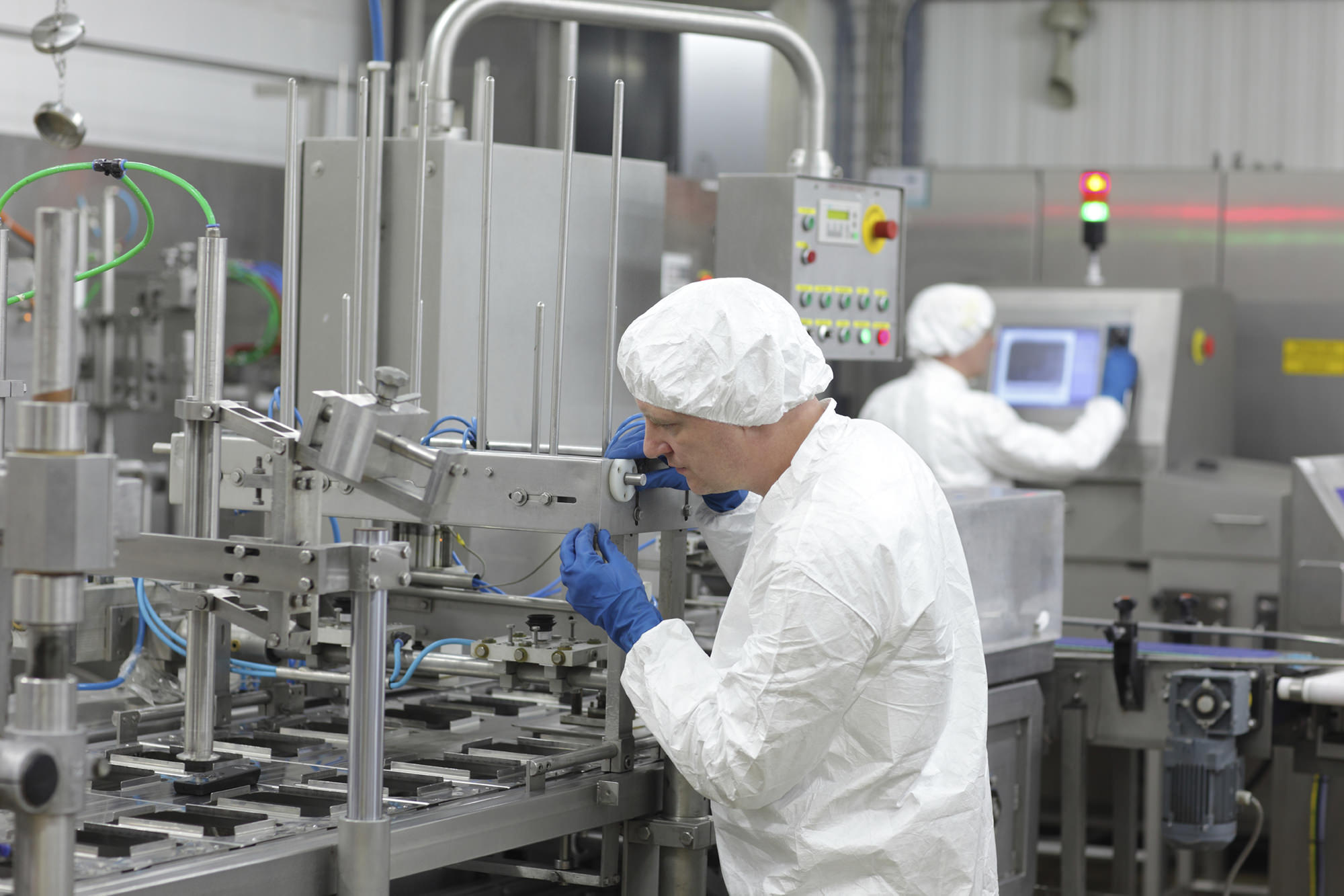 ACEREL expert en électricité industrielle (courants forts et courants faibles), automatisme, informatique industrielle et instrumentation